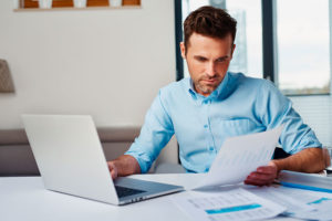 “Não ganha nem para síndico” – A expressão que precisa mudar