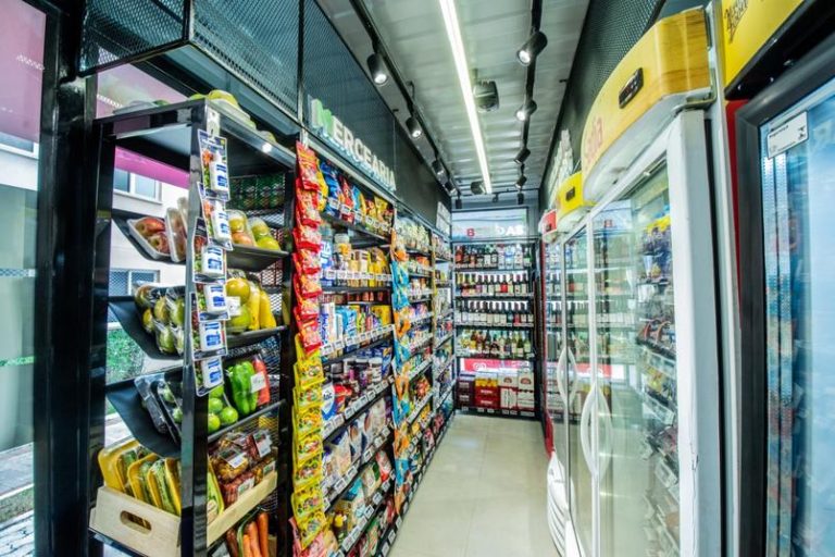 Justiça determina que minimercado desocupe área pública em condomínio de Limeira (SP)