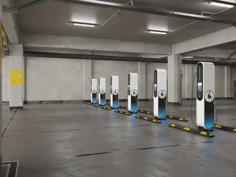 Condomínios não podem mais barrar carregador de carro elétrico em SP: lei cria novas obrigações e desafios